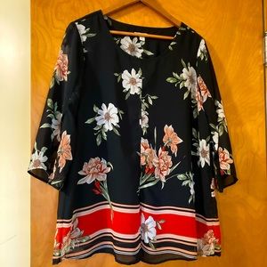 Cato Floral Top, size large